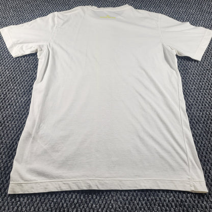 Stone Island T-Shirt ( half a Stone Island logo front) - Gentlemens Resale