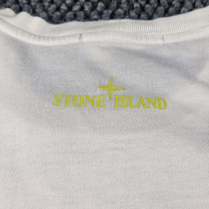 Stone Island T-Shirt ( half a Stone Island logo front) - Gentlemens Resale