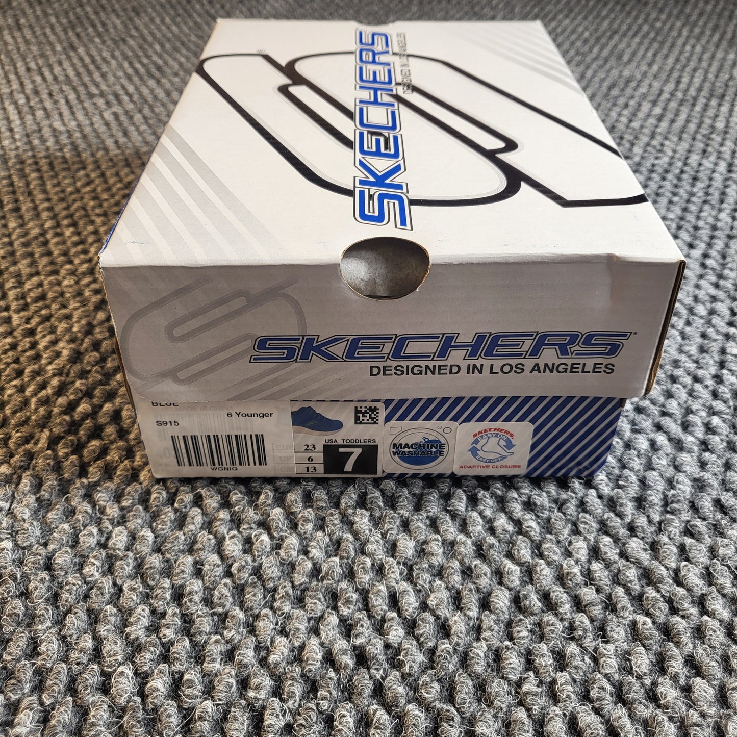 Skechers Lightweight Gore & Strap Trainers - Gentlemens Resale