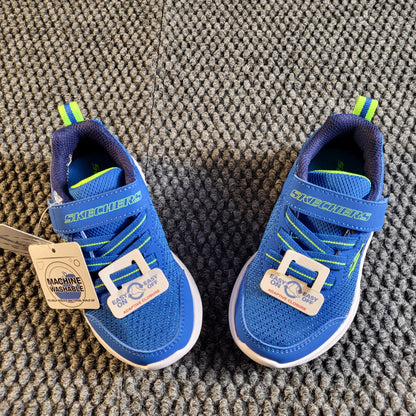 Skechers Lightweight Gore & Strap Trainers - Gentlemens Resale