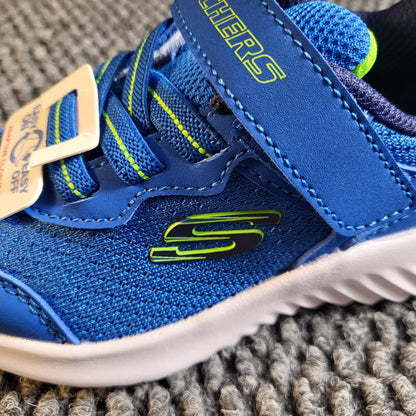 Skechers Lightweight Gore & Strap Trainers - Gentlemens Resale