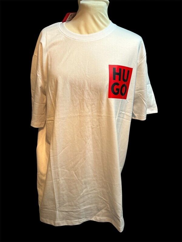 Hugo Boss T-Shirt in white with red logo design