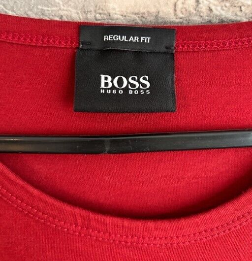 Pre-Loved Boss Dark Red T-Shirt (PL323) - Gentlemens Resale