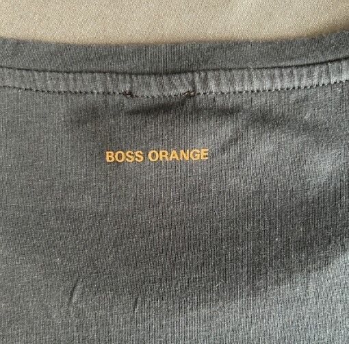 Pre-Loved Navy Boss Orange T-Shirt - (PL328) - Gentlemens Resale