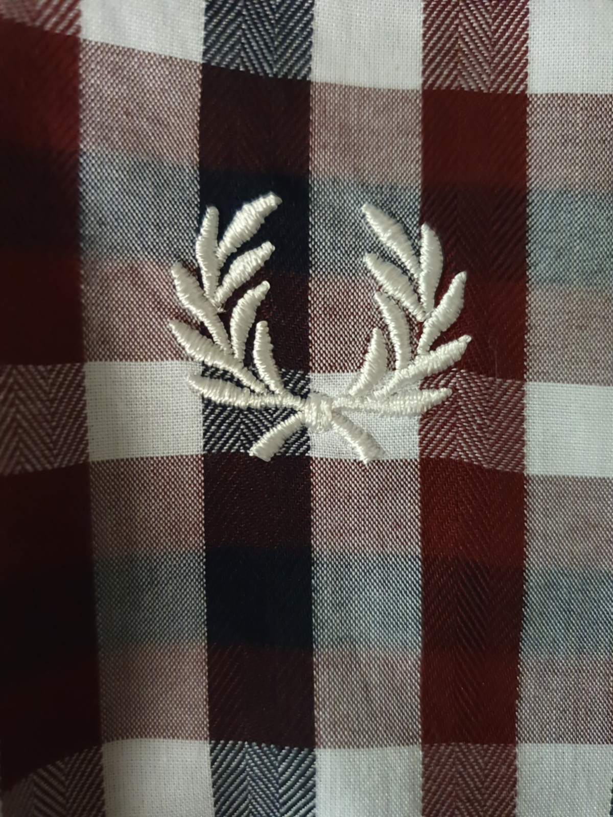 Pre-Loved Fred Perry long sleeve check shirt (PL142) - Gentlemens Resale