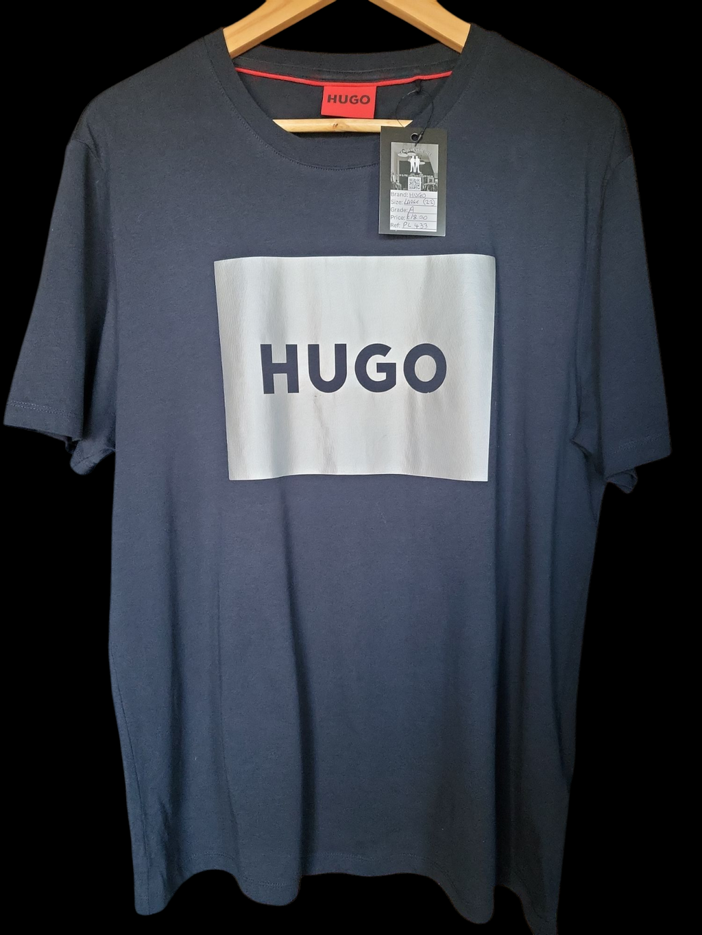 HUGO T Shirt Large ( Excellent) - PL433 - Gentlemens Resale