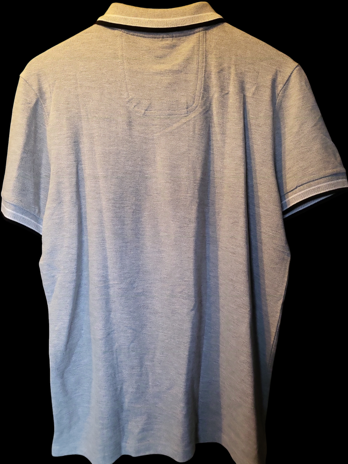Pre-Loved Hugo Boss Polo (PL295) - Gentlemens Resale