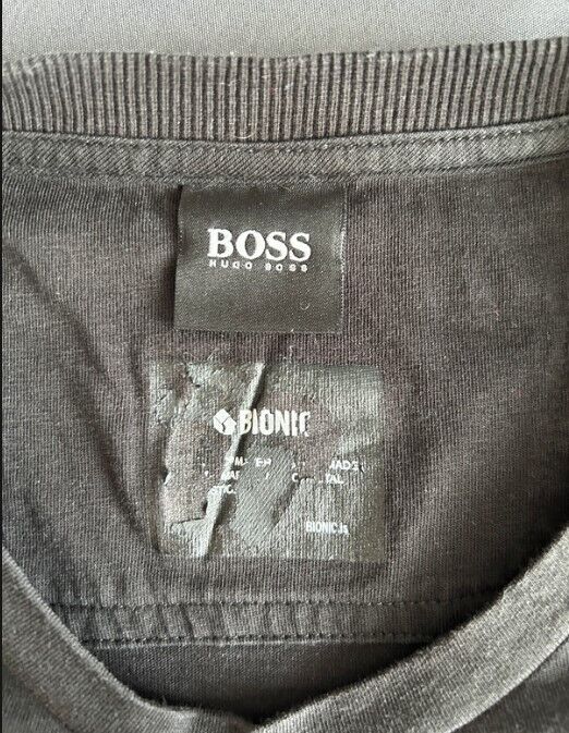 Pre-Loved Boss Hugo Boss T-Shirt - (PL342) - Gentlemens Resale